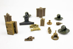 DP-Injection-Molding-Mixed-Parts-Torlon-4-600x400